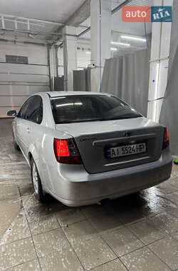 Седан Chevrolet Lacetti 2007 в Киеве