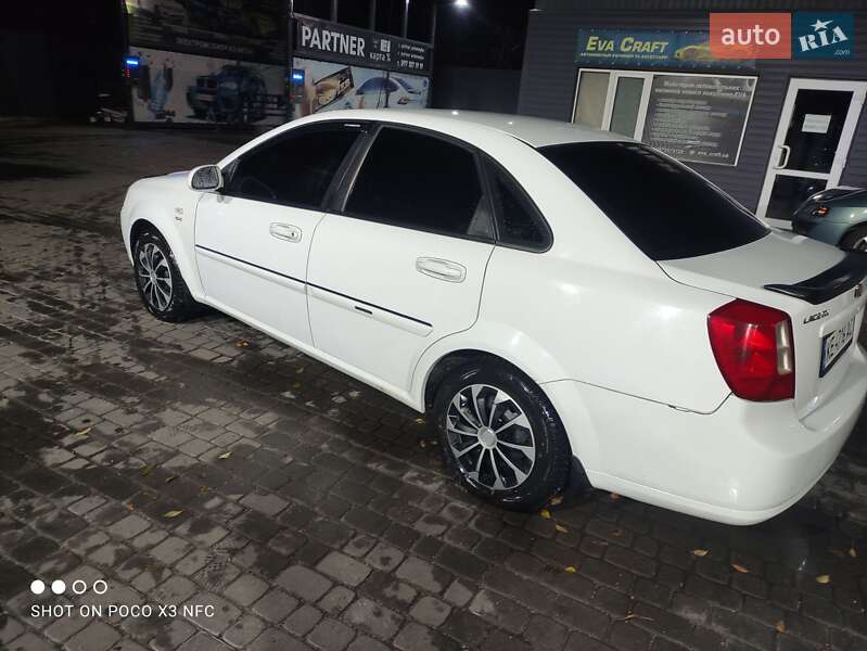 Седан Chevrolet Lacetti 2012 в Новомосковську