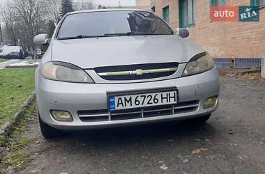 Хэтчбек Chevrolet Lacetti 2005 в Хмельницком