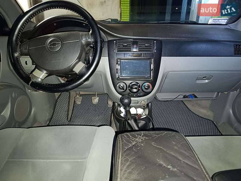 Седан Chevrolet Lacetti 2004 в Дрогобыче