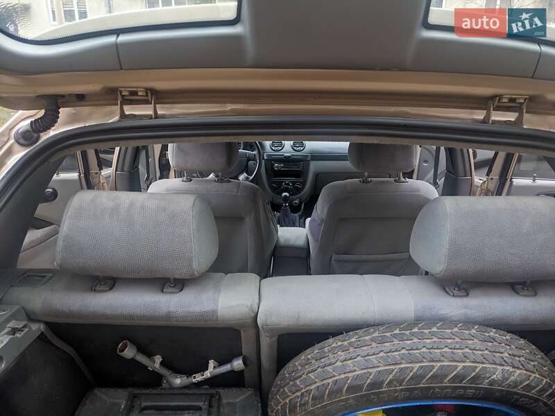 Хетчбек Chevrolet Lacetti 2007 в Дубовому