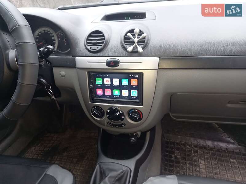 Хэтчбек Chevrolet Lacetti 2009 в Новомосковске