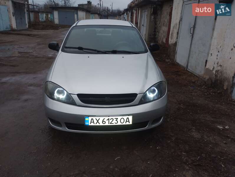 Хетчбек Chevrolet Lacetti 2005 в Чугуєві