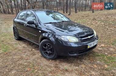 Хэтчбек Chevrolet Lacetti 2006 в 