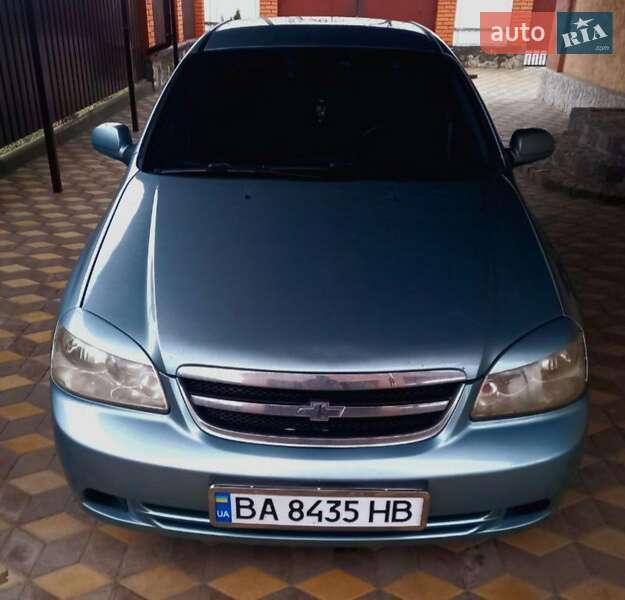 Седан Chevrolet Lacetti 2004 в Александрие
