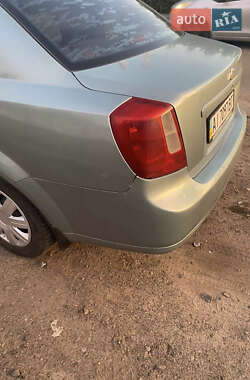 Седан Chevrolet Lacetti 2005 в  фото 2 Седан Chevrolet Lacetti 2005 в