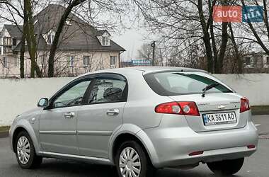 Хэтчбек Chevrolet Lacetti 2008 в Киеве