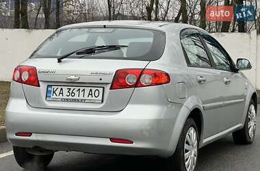 Хэтчбек Chevrolet Lacetti 2008 в Киеве