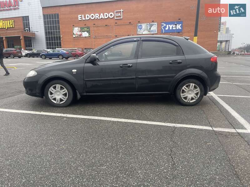 Хетчбек Chevrolet Lacetti 2007 в Києві фото 3 Хетчбек Chevrolet Lacetti 2007 в Києві
