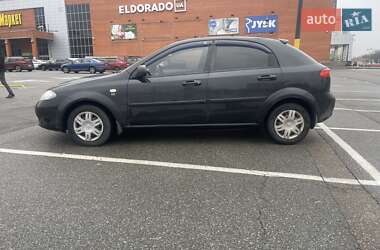 Хэтчбек Chevrolet Lacetti 2007 в 