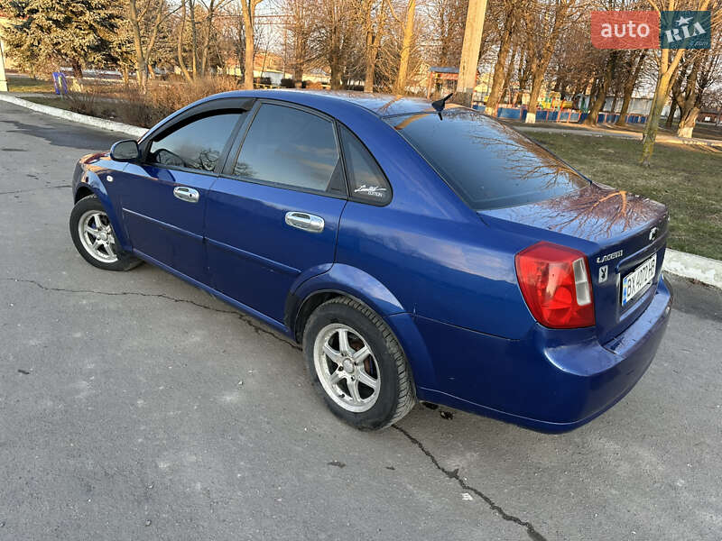 Седан Chevrolet Lacetti 2006 в Волочиске