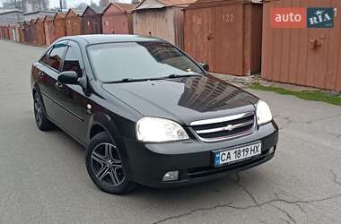 Седан Chevrolet Lacetti 2008 в Киеве