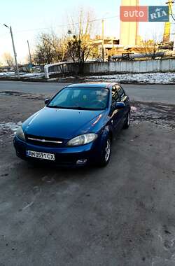 Хэтчбек Chevrolet Lacetti 2008 в Житомире