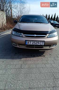 Хэтчбек Chevrolet Lacetti 2006 в Надворной