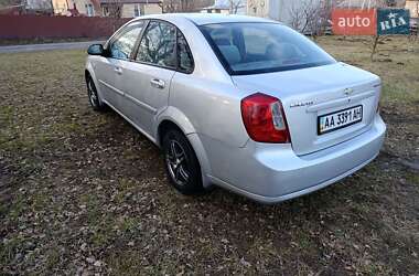 Седан Chevrolet Lacetti 2005 в Обухове