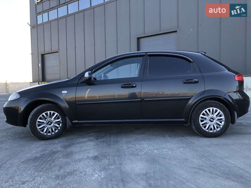 Хэтчбек Chevrolet Lacetti 2007 в Львове