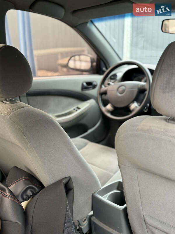 Хетчбек Chevrolet Lacetti 2007 в Дніпрі