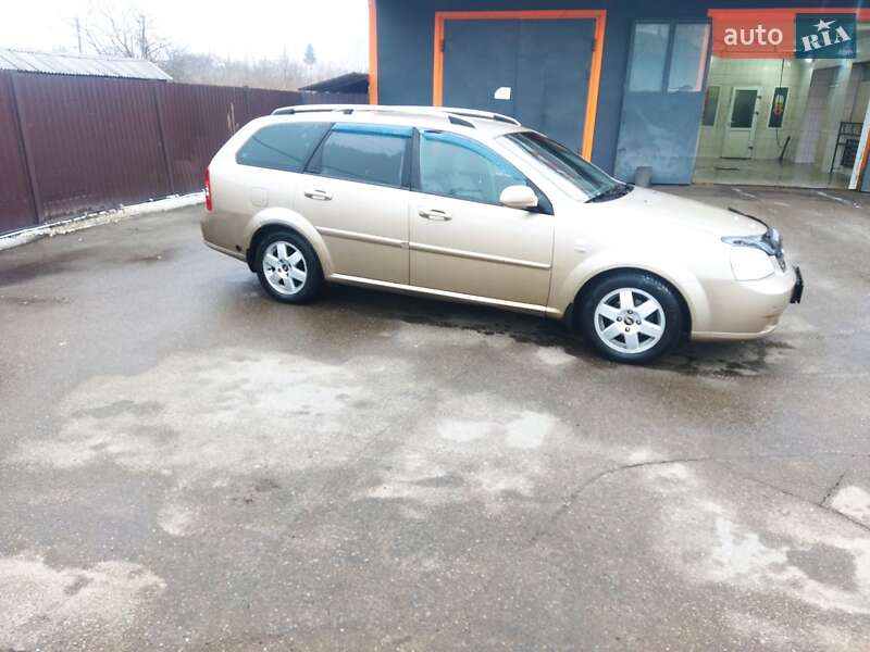 Универсал Chevrolet Lacetti 2005 в Мене