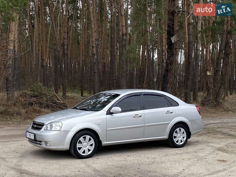 Седан Chevrolet Lacetti 2006 в Киеве