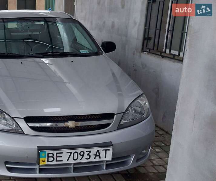 Хэтчбек Chevrolet Lacetti 2010 в Николаеве