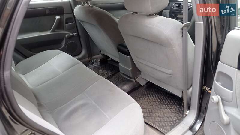 Седан Chevrolet Lacetti 2005 в Днепре