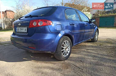 Хэтчбек Chevrolet Lacetti 2006 в 
