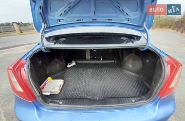 Седан Chevrolet Lacetti 2004 в 