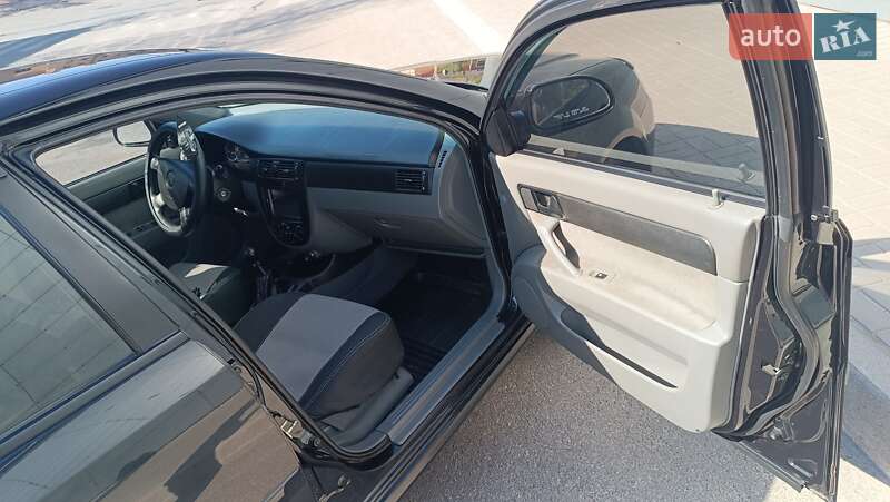 Седан Chevrolet Lacetti 2012 в Кропивницком
