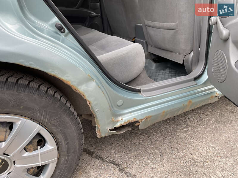 Седан Chevrolet Lacetti 2005 в Львові