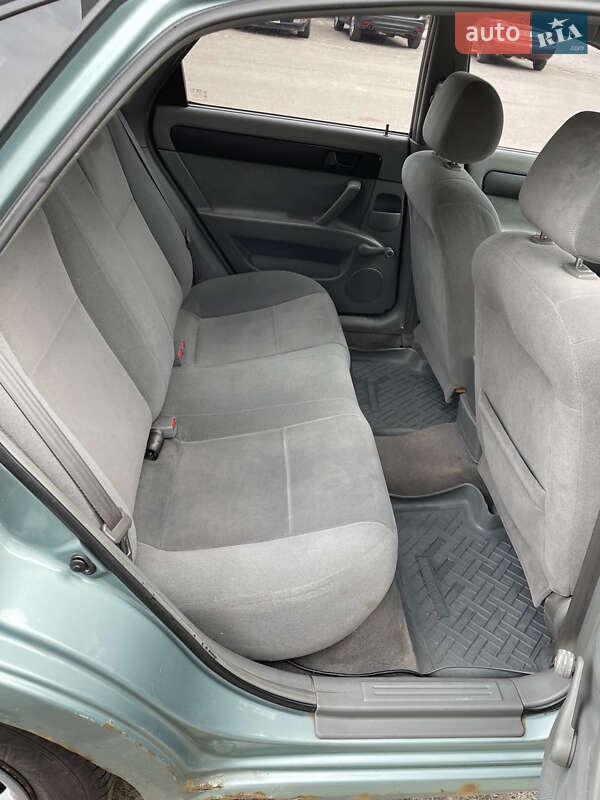 Седан Chevrolet Lacetti 2005 в Львові