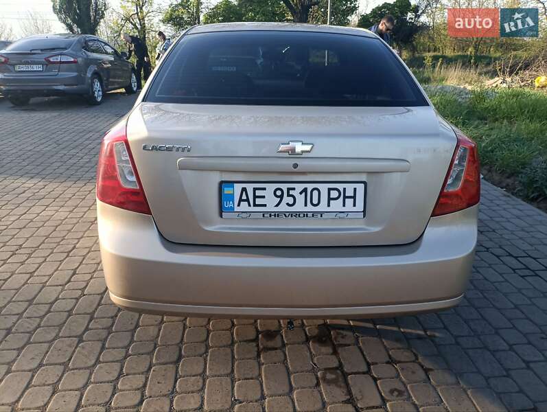 Седан Chevrolet Lacetti 2006 в Першотравенську