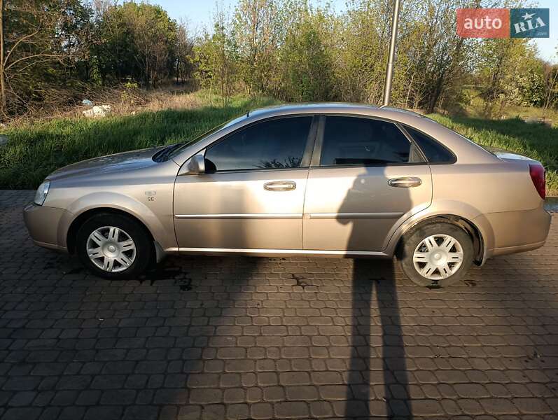 Седан Chevrolet Lacetti 2006 в Першотравенську