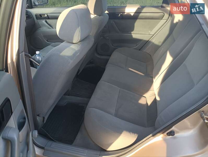 Седан Chevrolet Lacetti 2006 в Першотравенську