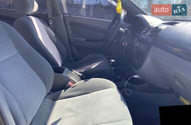 Хетчбек Chevrolet Lacetti 2005 в 