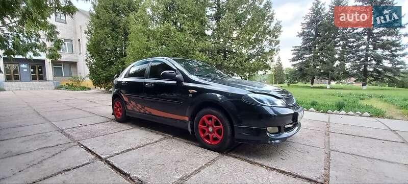 Хетчбек Chevrolet Lacetti 2006 в Василькові