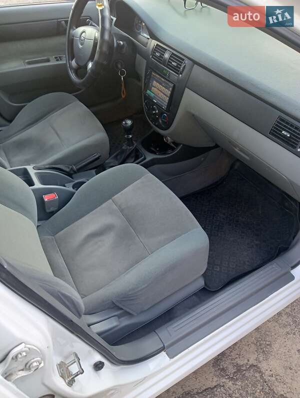 Седан Chevrolet Lacetti 2012 в Золотоноше