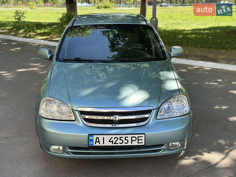Седан Chevrolet Lacetti 2004 в Рівному