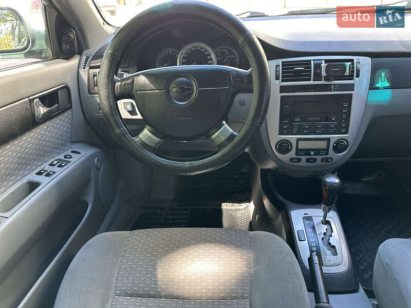Седан Chevrolet Lacetti 2004 в Рівному