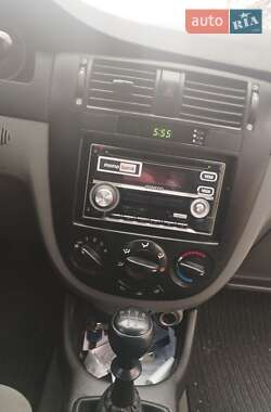 Седан Chevrolet Lacetti 2004 в 