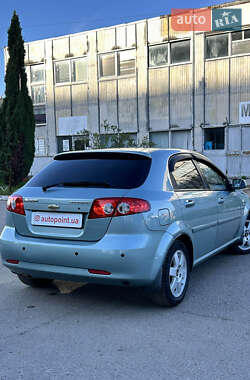 Хетчбек Chevrolet Lacetti 2008 в 