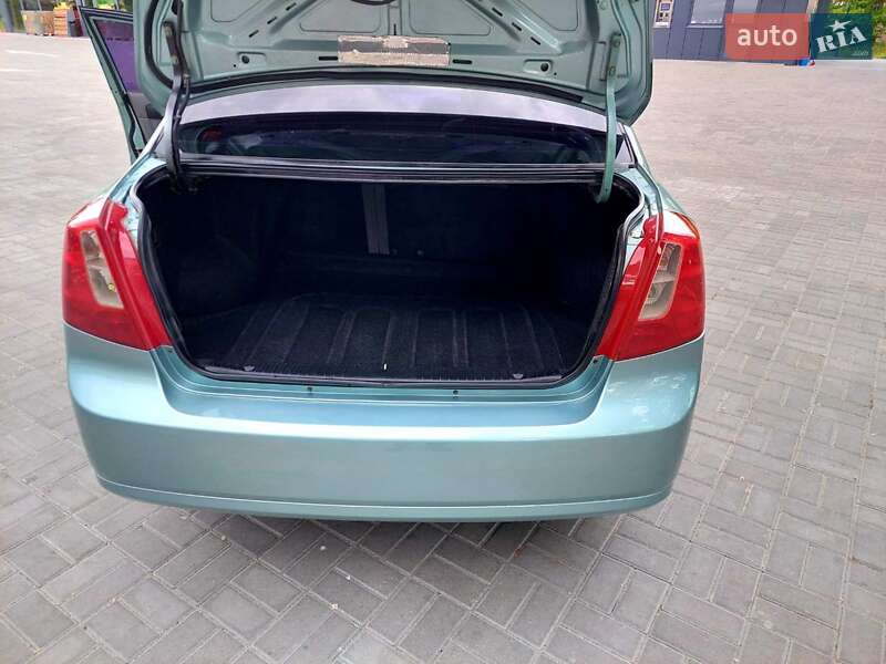 Седан Chevrolet Lacetti 2006 в Новомосковске