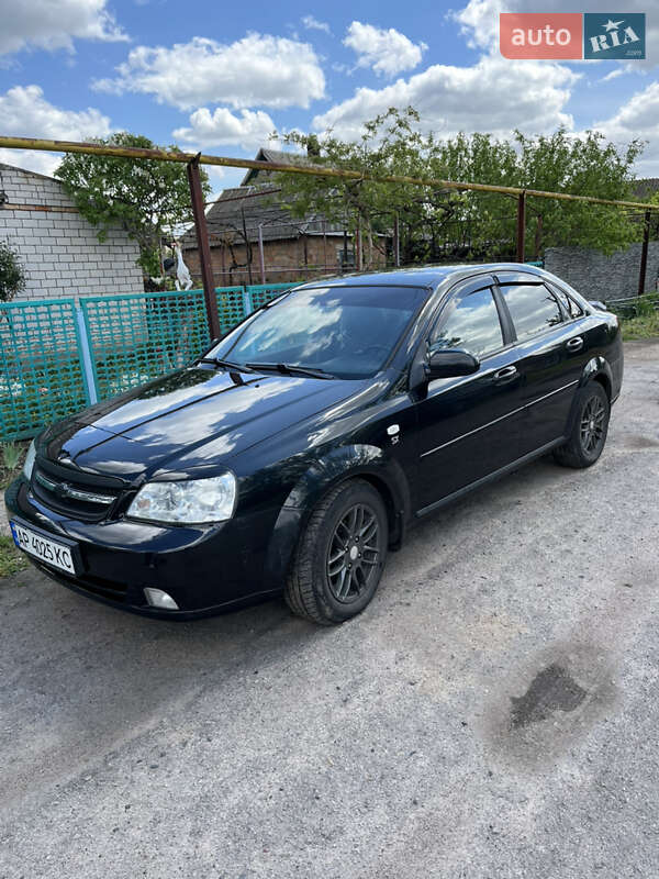 Седан Chevrolet Lacetti 2011 в 