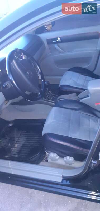 Седан Chevrolet Lacetti 2011 в Львові