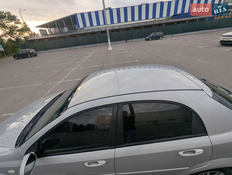 Хэтчбек Chevrolet Lacetti 2005 в Запорожье