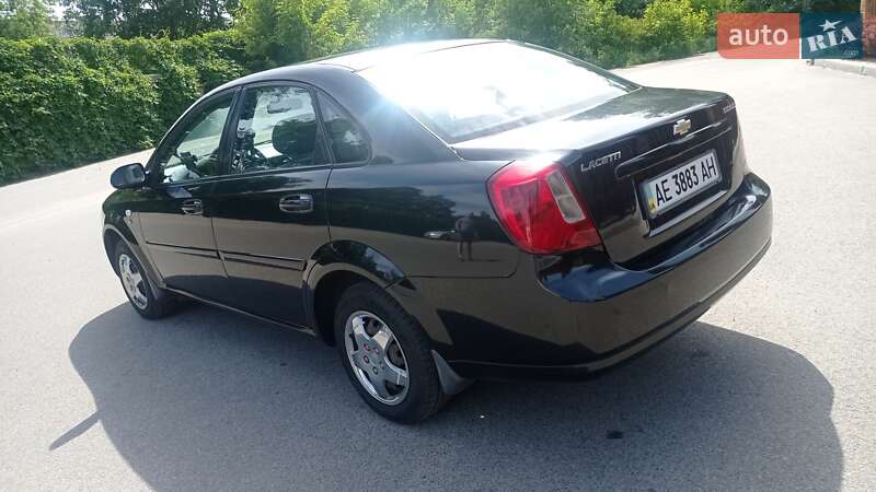 Седан Chevrolet Lacetti 2005 в Днепре