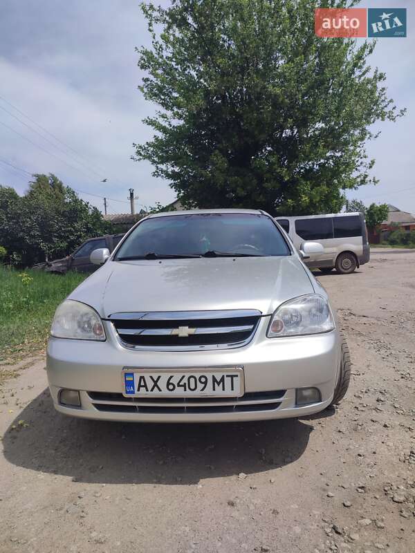 Chevrolet Lacetti 2011