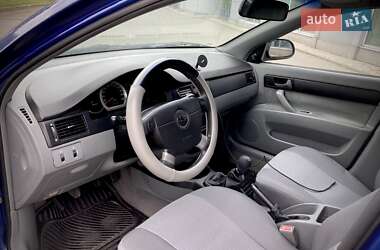 Седан Chevrolet Lacetti 2004 в 