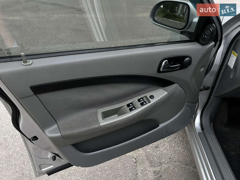 Універсал Chevrolet Lacetti 2005 в Харкові