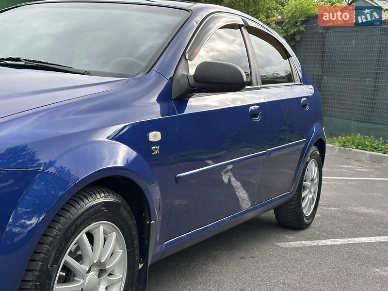 Хэтчбек Chevrolet Lacetti 2004 в Одессе