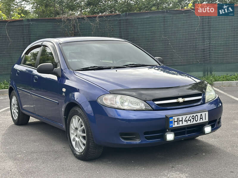 Хэтчбек Chevrolet Lacetti 2004 в Одессе